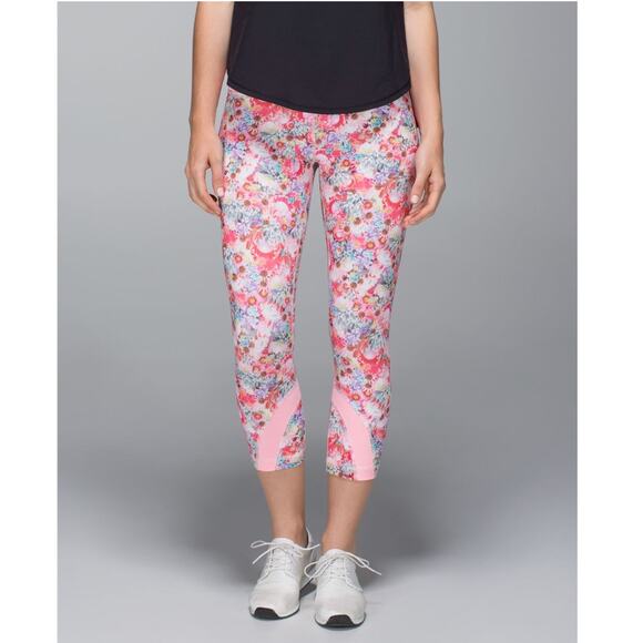 Lululemon Run Inspire Crop II All Luxtreme Flowabunga Pink Leggings Size 6 - Picture 5 of 12